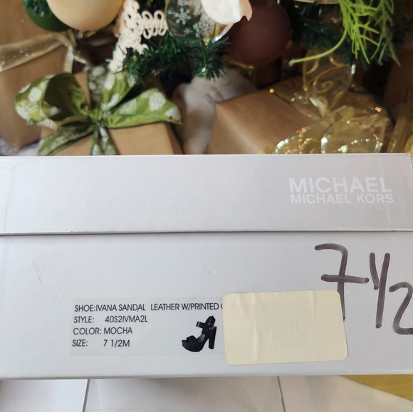 Michael Kohrs 7.5 Sexy Wedge Heel Ankle Strap Sandals Zebra with box - Picture 8 of 8